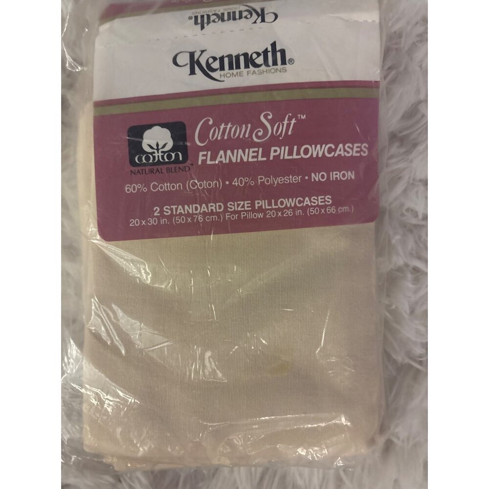 Vintage Kenneth  Cotton Flannel Pillowcases 60% Cotton 40% Polyester Standard